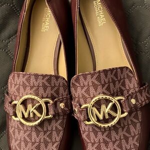 Size 8 MICHAEL Michael Oxblood Loafers